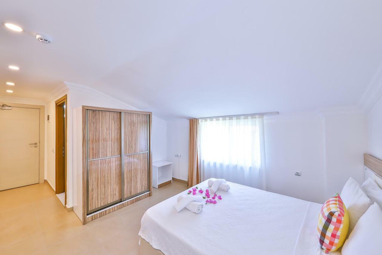 בוזבורון Anfora Hotel מראה חיצוני תמונה