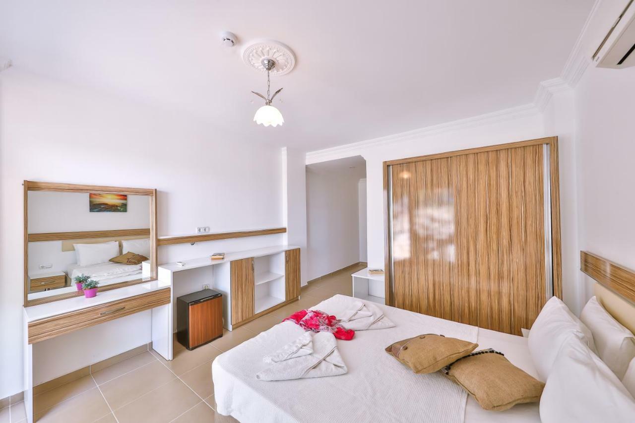 בוזבורון Anfora Hotel מראה חיצוני תמונה